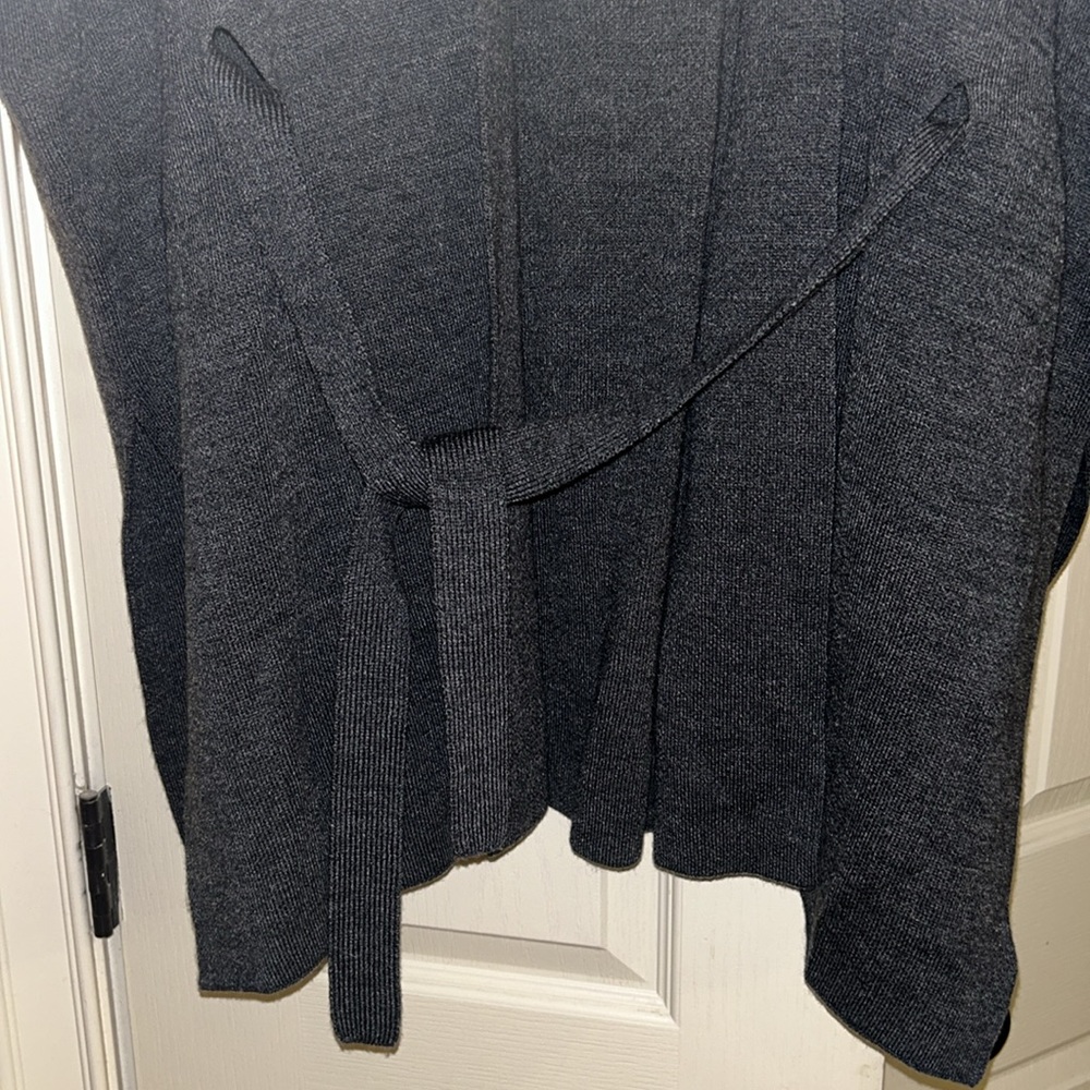 Loft Open Tie Wrap - Picture 4 of 5